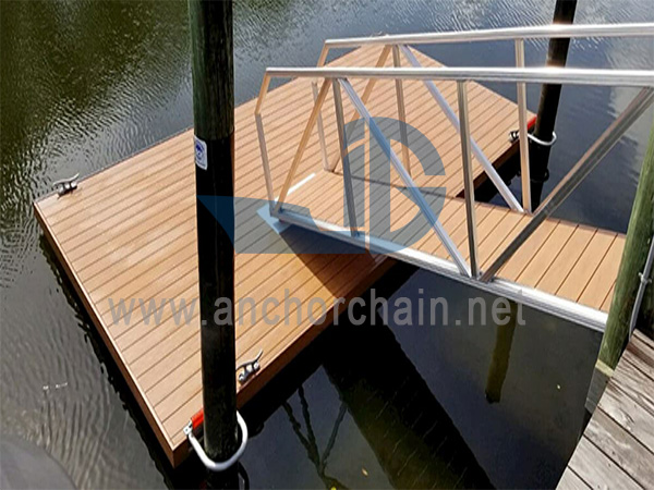 Gangway Aluminium dengan Langkah Kayu Keras